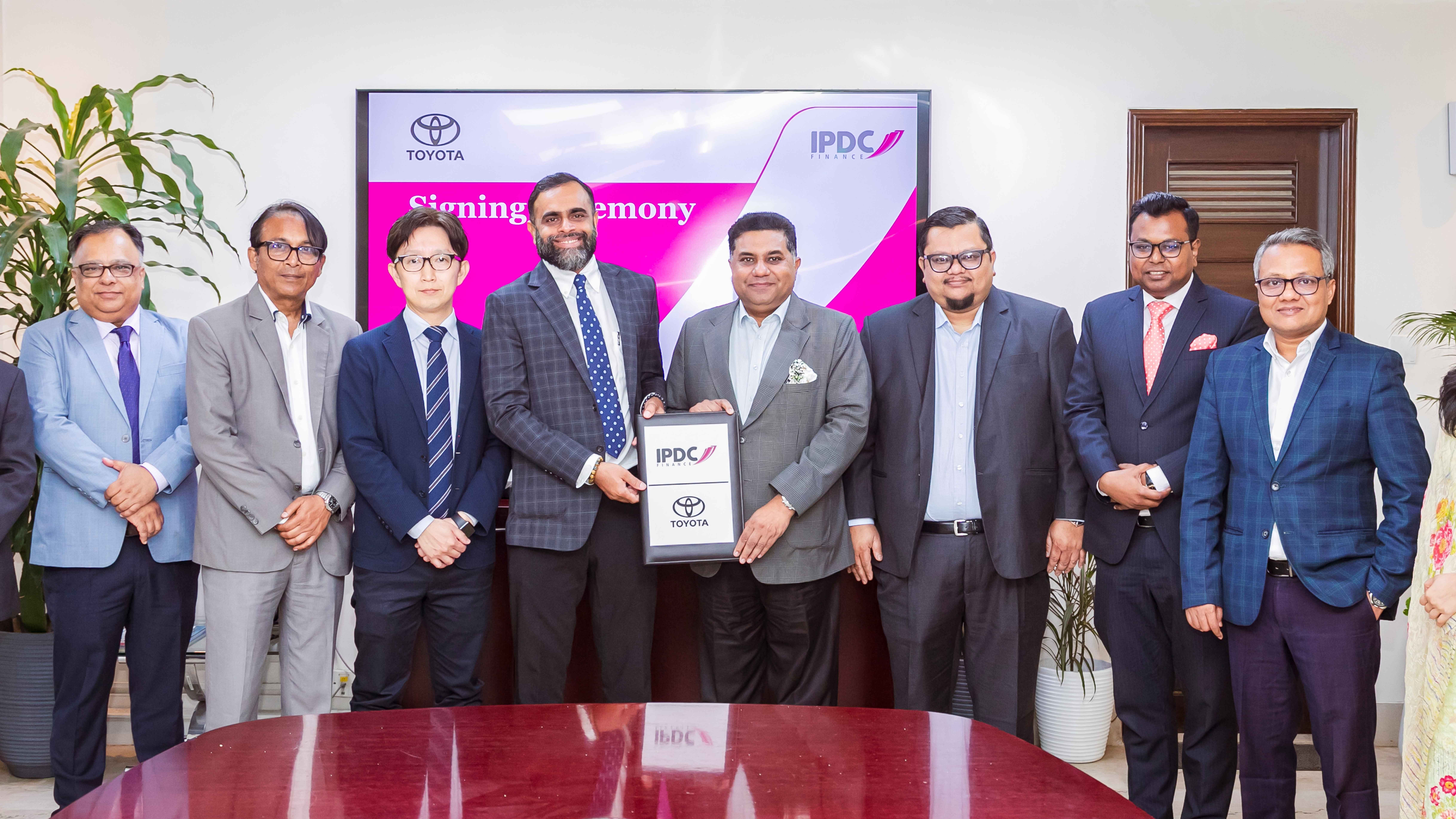 টয়োটা গাড়ি ক্রয়ে বাড়তি সুবিধা পাবেন আইপিডিসির গ্রাহকরা