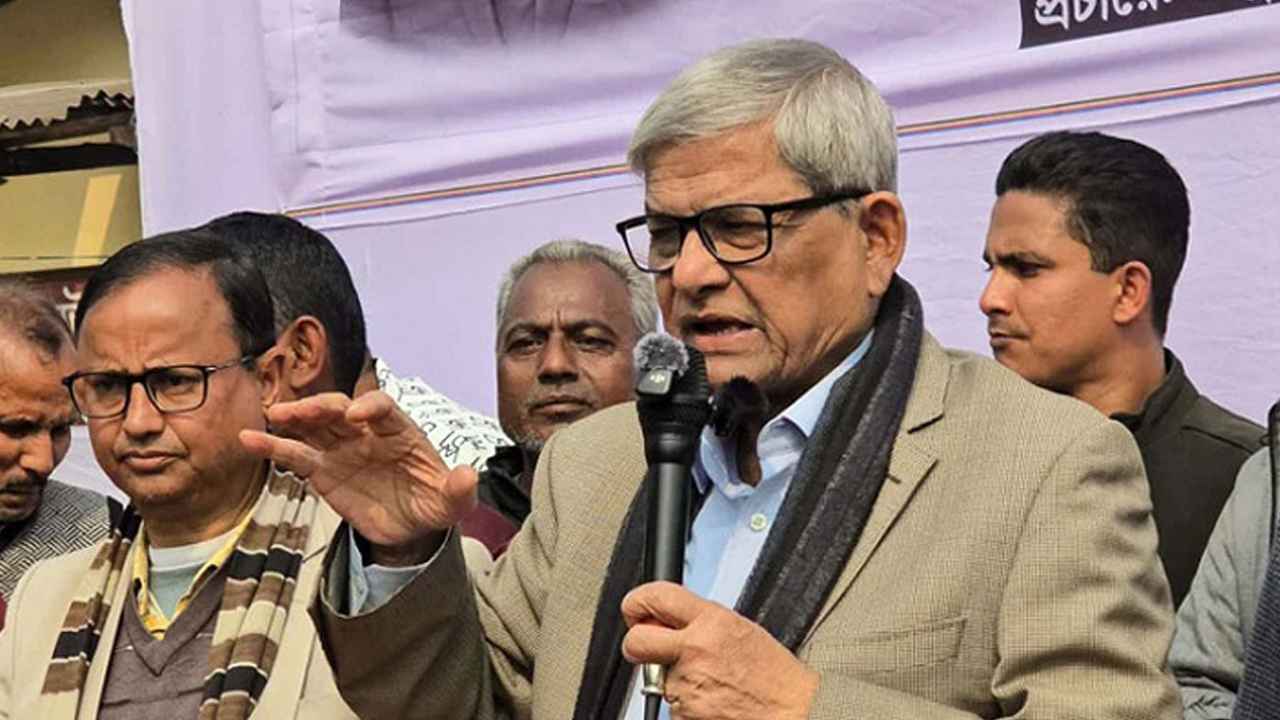 খালেদা জিয়া দেশের প্রথম নারী মুক্তিযোদ্ধা: মির্জা ফখরুল