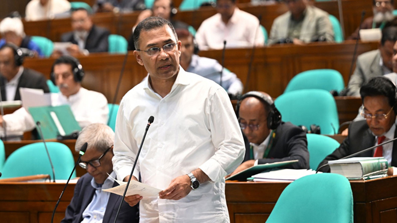 হামের টিকা আমদানি না হওয়ায় পরিস্থিতি জটিল হয়েছে: প্রধানমন্ত্রী