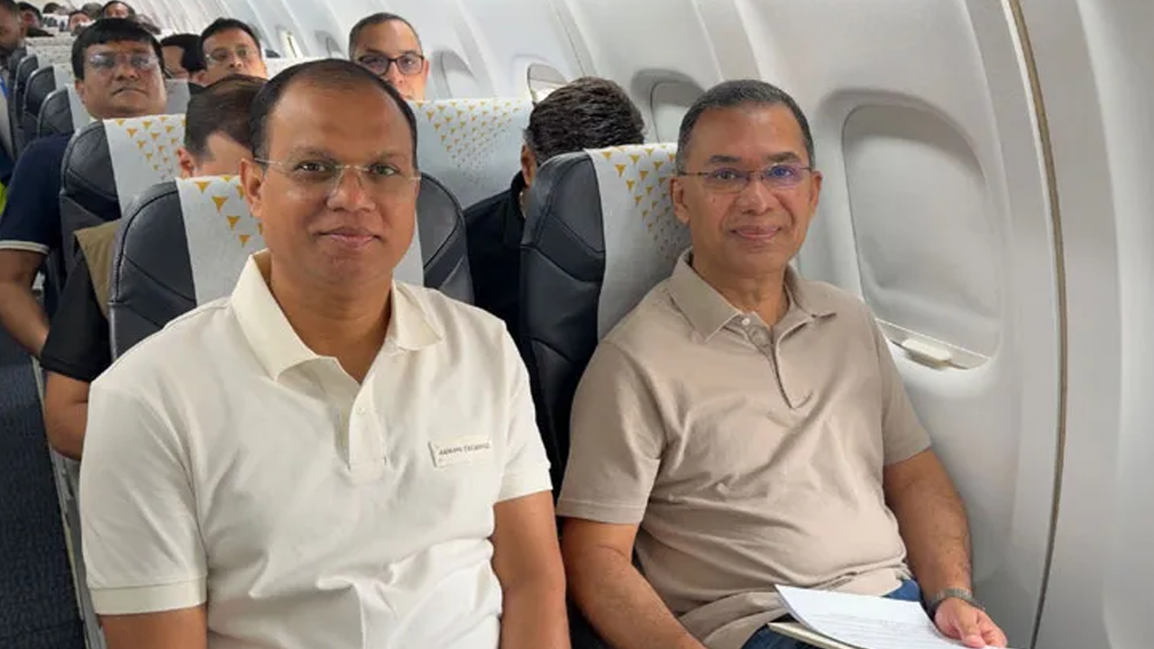 যশোরের পথে প্রধানমন্ত্রী 