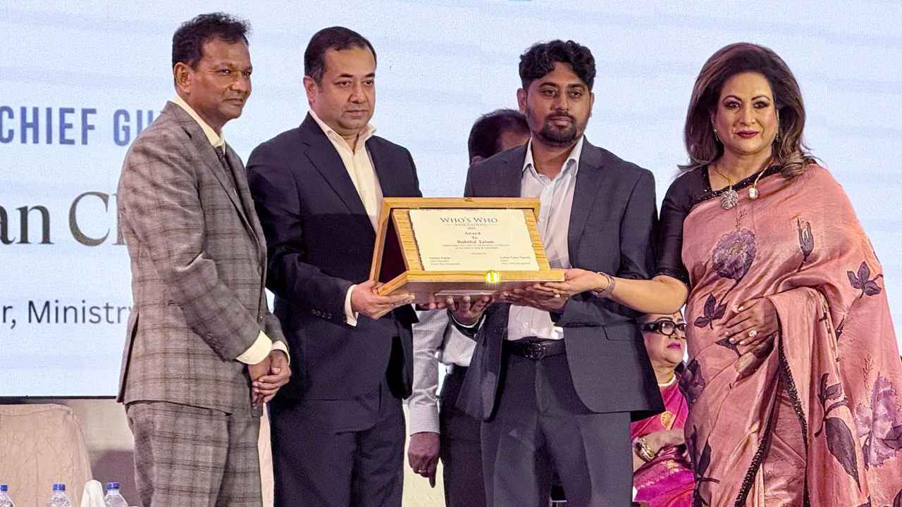 ‘হুজ হু বাংলাদেশ-২০২৬’ অ্যাওয়ার্ড পেলেন কথাসাহিত্যিক রাহিতুল ইসলাম