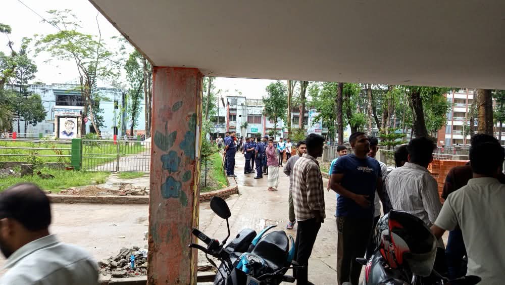 a907ebe8-e3e8-4a1e-8b74-fde42e7d674f