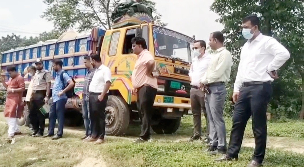 ab652bcd-66a3-4fa4-bc26-ee063a88c58e