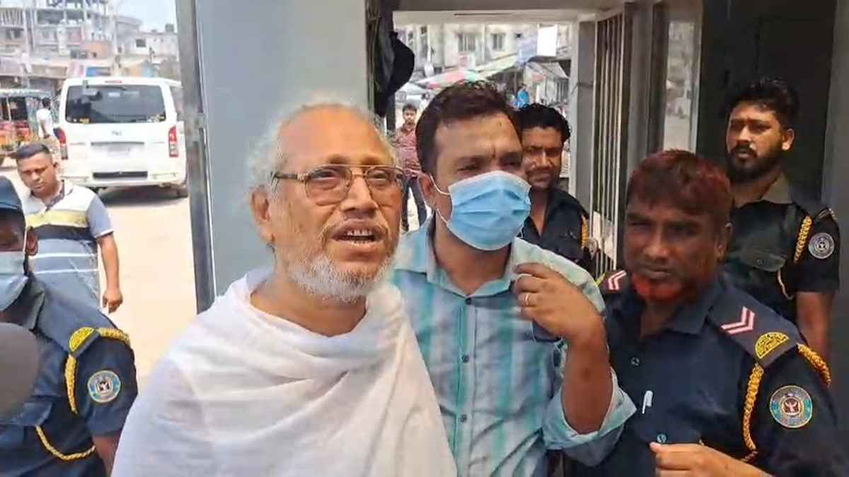 কারামুক্ত হলেন বাউলশিল্পী আবুল সরকার