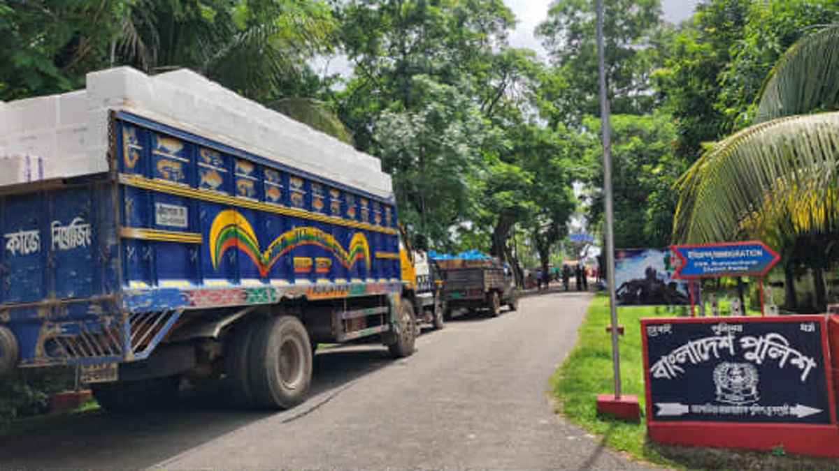 আখাউড়া স্থলবন্দর দিয়ে বেড়েছে ভারতে পণ্য রফতানি