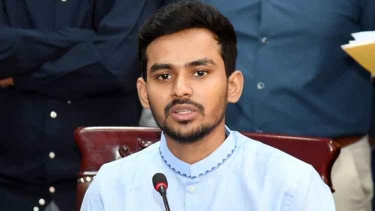 শুধু পাঠ্যপুস্তকে লেখা বাকি, এক দফার ঘোষক তারেক রহমান: আসিফ