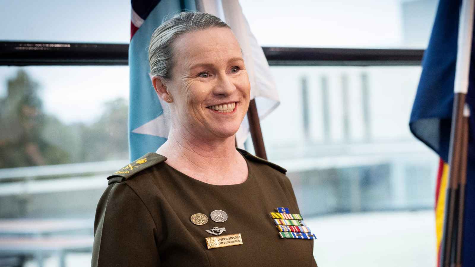  অস্ট্রেলিয়া প্রথম নারী সেনাপ্রধান সুসান