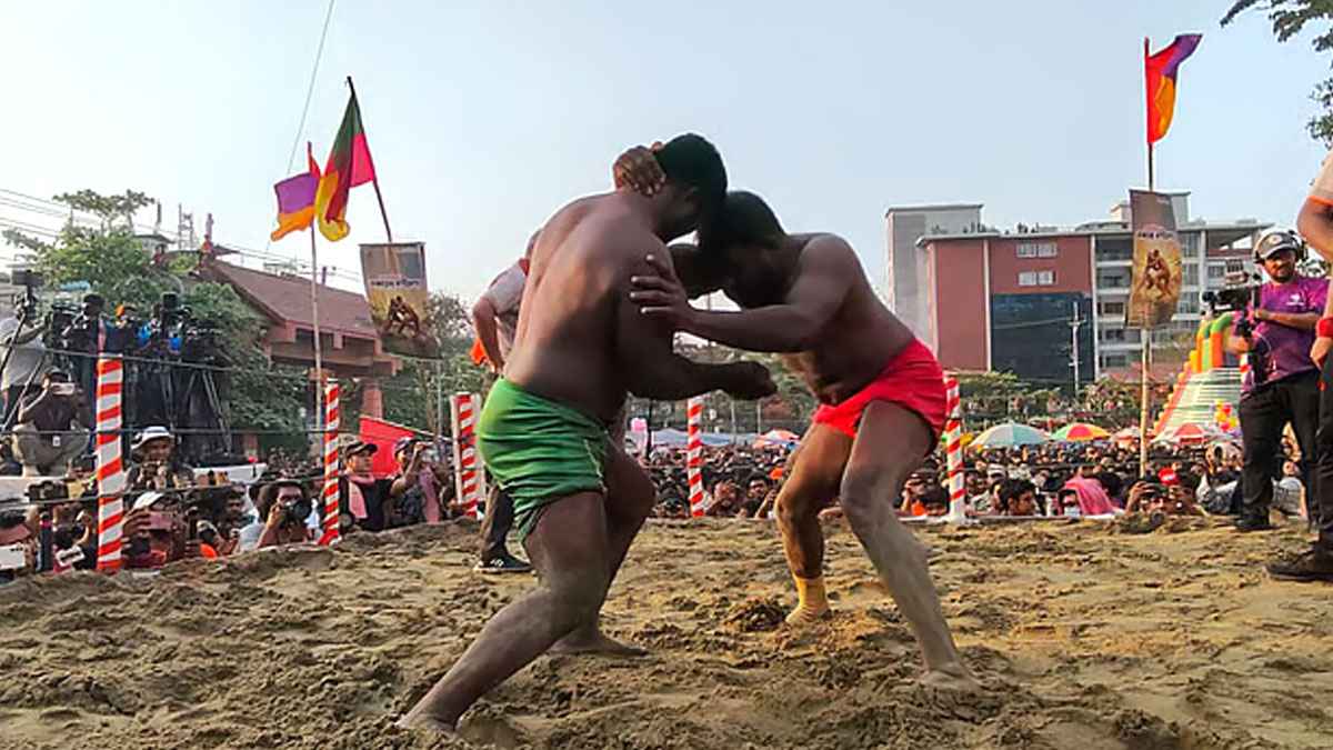 জব্বারের বলীখেলায় ‘বাঘা’ শরীফের হ্যাটট্রিক