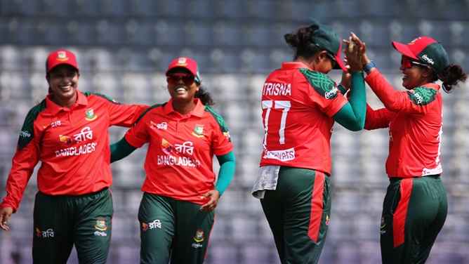 সিরিজ বাঁচাতে বাংলাদেশের লক্ষ্য ১৫৫