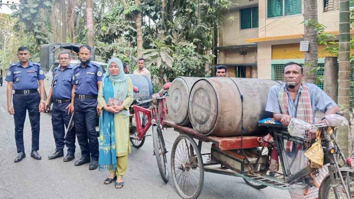 ব্যবসায়ীর বাড়িতে পাওয়া গেল ৫৮০ লিটার ডিজেল, অর্থদণ্ড