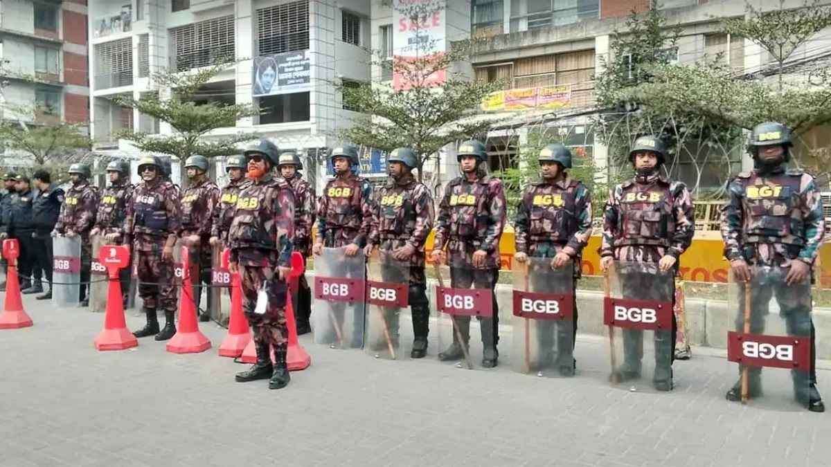 রাজধানীর গুরুত্বপূর্ণ স্থানে ২০ প্লাটুন বিজিবি মোতায়েন