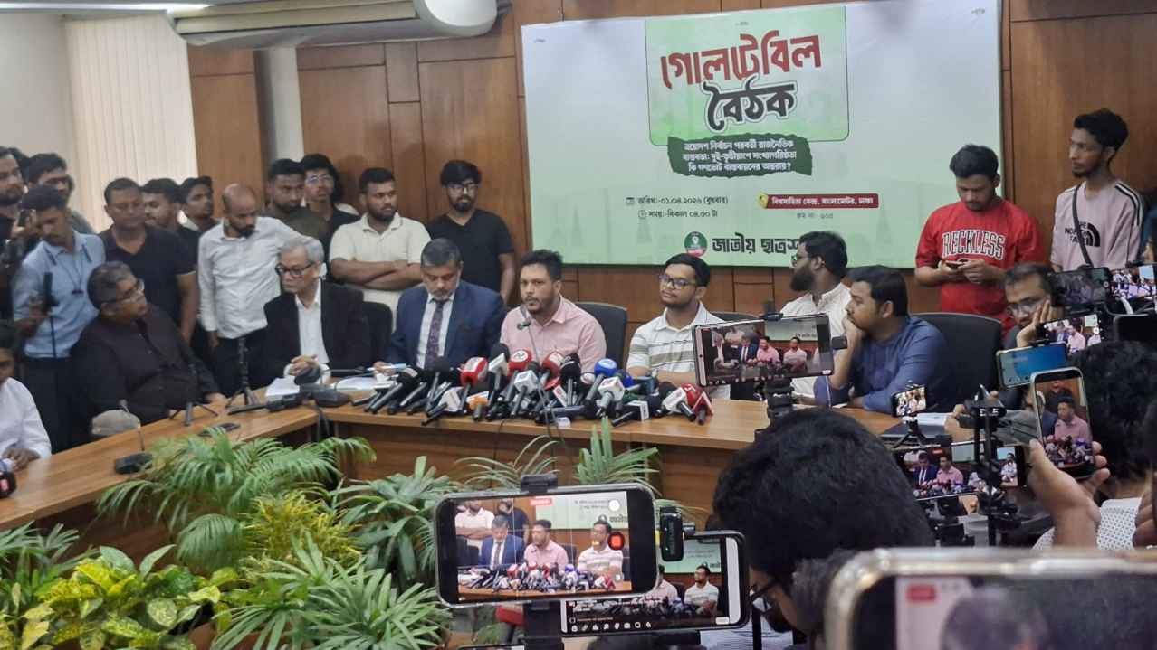 ‘গণভোট বাস্তবায়ন না করলে বিএনপিকে চরম মাশুল দিতে হবে’