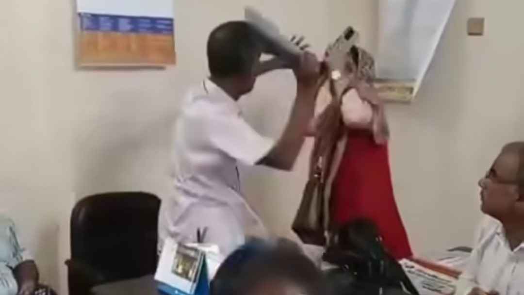 শিক্ষিকাকে জুতাপেটা করলেন বিএনপি নেতা