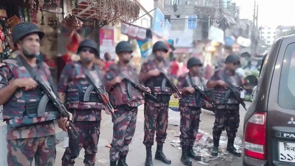 বগুড়া-৬ উপনির্বাচন: ৫৩ কেন্দ্র ঝুঁকিপূর্ণ, মাঠে ৮ প্লাটুন বিজিবি