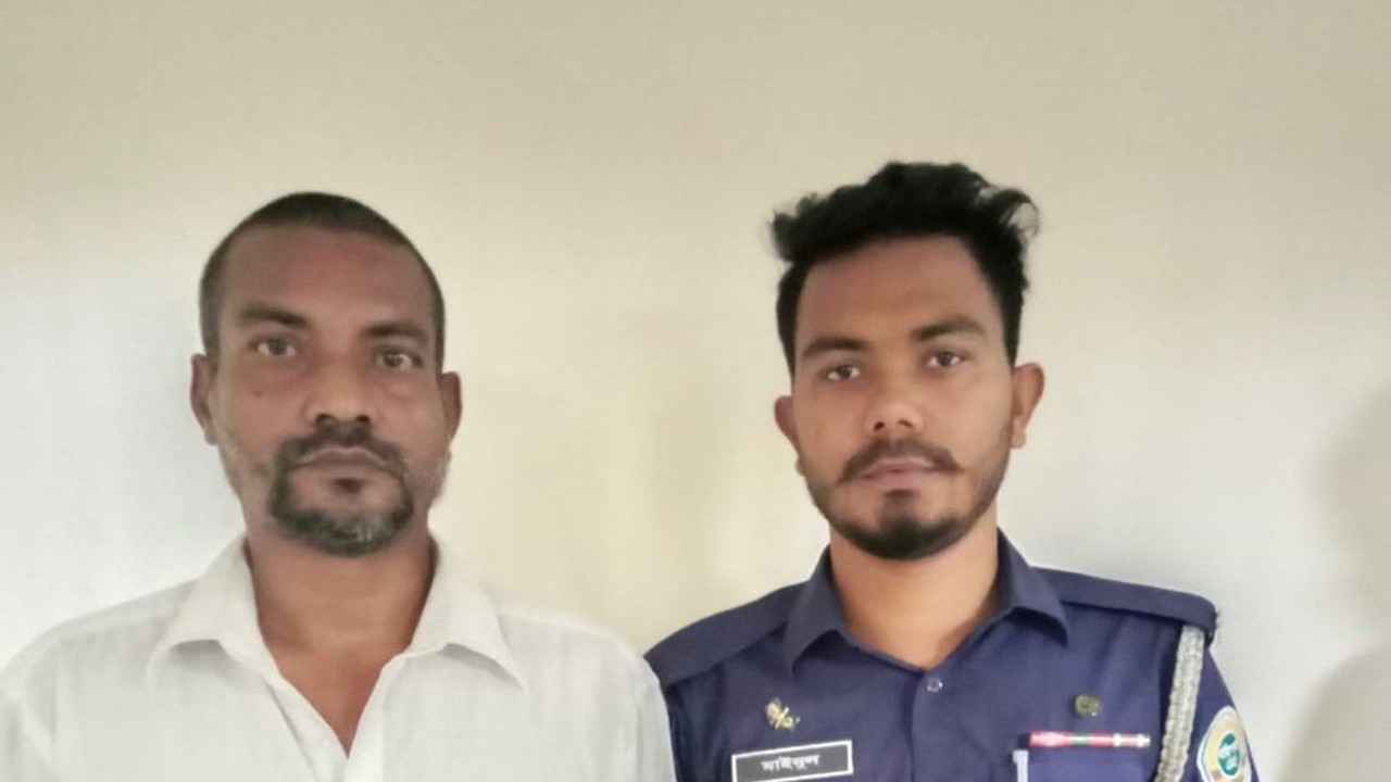 বাউফলে বিএনপি নেতার চেক জালিয়াতি, গ্রেফতার ১