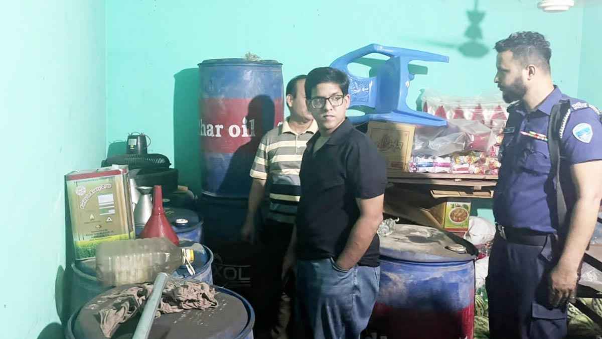 অবৈধ মজুত ৩৫০ লিটার ডিজেল জব্দ, ব্যবসায়ী আটক
