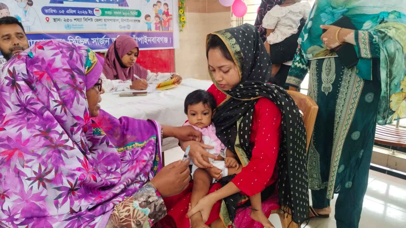 চাঁপাইনবাবগঞ্জে ২ দিনে হামের টিকা পেল ১৯ হাজার শিশু