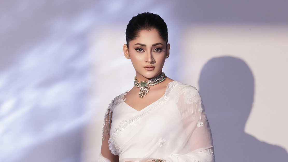 অর্থ আত্মসাতের মামলায় কারাগারে বাবা, পূজা বললেন আমার সঙ্গে সম্পর্ক নেই