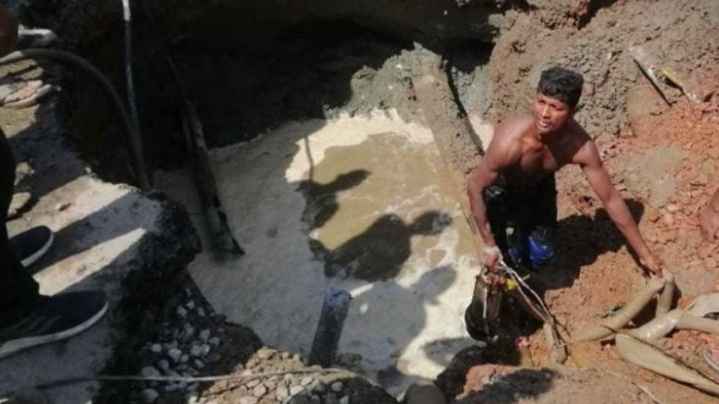 চট্টগ্রামে মাটি খননের সময় ধস, ২ শ্রমিক নিহত