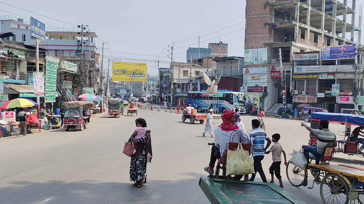 দাবদাহে পুড়ছে চুয়াডাঙ্গা, মৌসুমের সর্বোচ্চ তাপমাত্রা