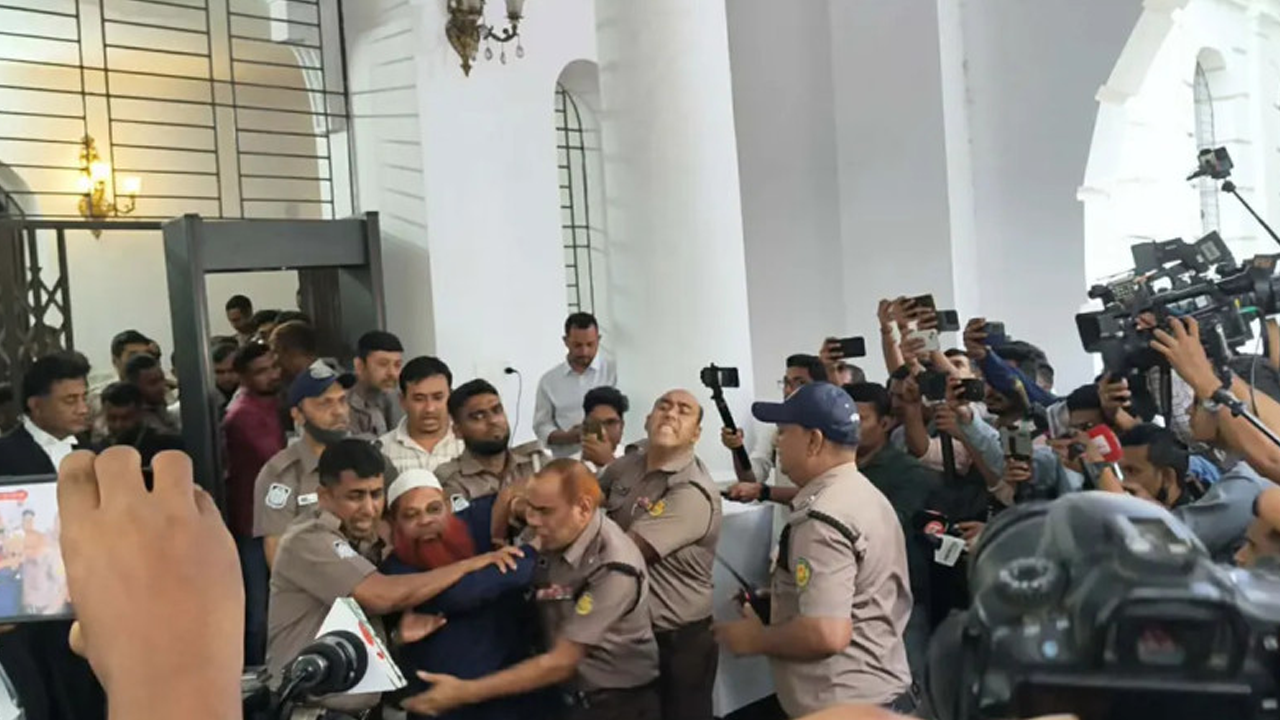 আবু সাইদ হত্যা মামলার রায়ের পর ‘জয় বাংলা’ স্লোগান আসামিদের 