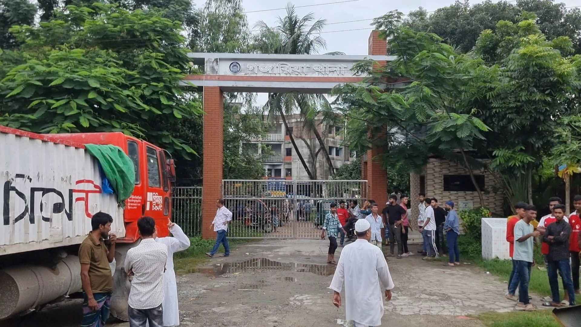 মুন্সিগঞ্জে মাঠে গরু আনতে গিয়ে বজ্রপাতে কৃষকের মৃত্যু