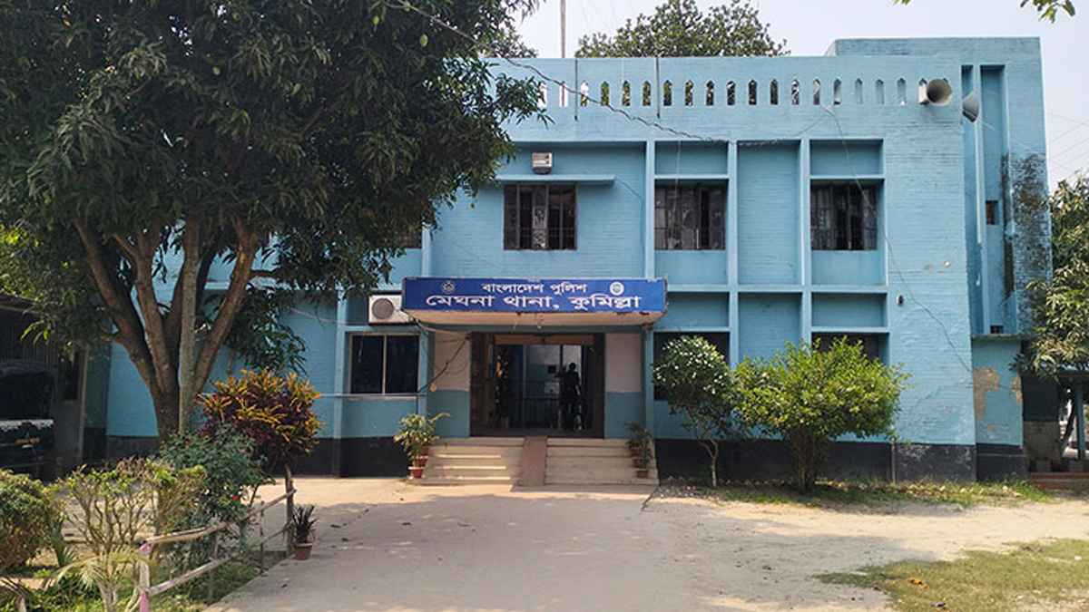 ফেসবুক পোস্টকে কেন্দ্র করে দুই পক্ষের সংঘর্ষ, আহত ৮