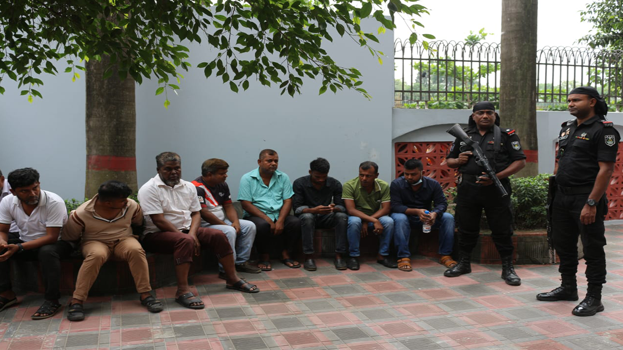 Dala arrest dhakamail