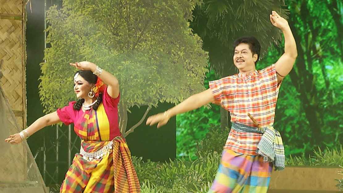 নৃত্য দিবস ও পল্লীকবি জন্মদিন উপলক্ষে ‘নকশী কাঁথার মাঠ’