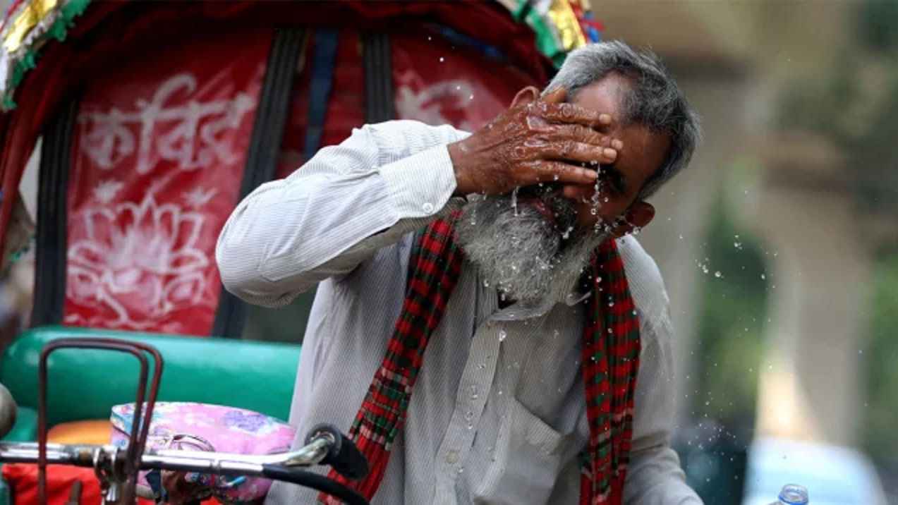 ঢাকায় বেড়েছে গরম, আরও বাড়তে পারে তাপমাত্রা 