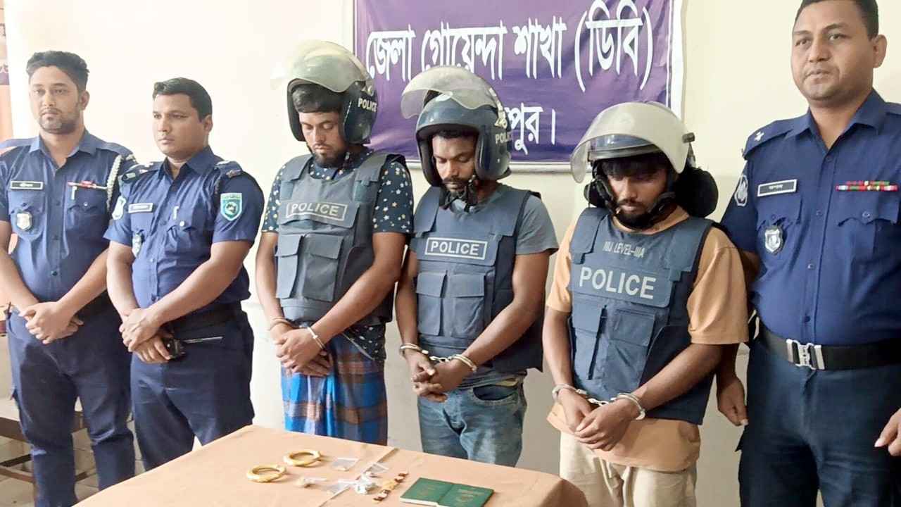 দিনাজপুরে বৃদ্ধাকে শ্বাসরোধে হত্যা: মূল তিন আসামি গ্রেফতার