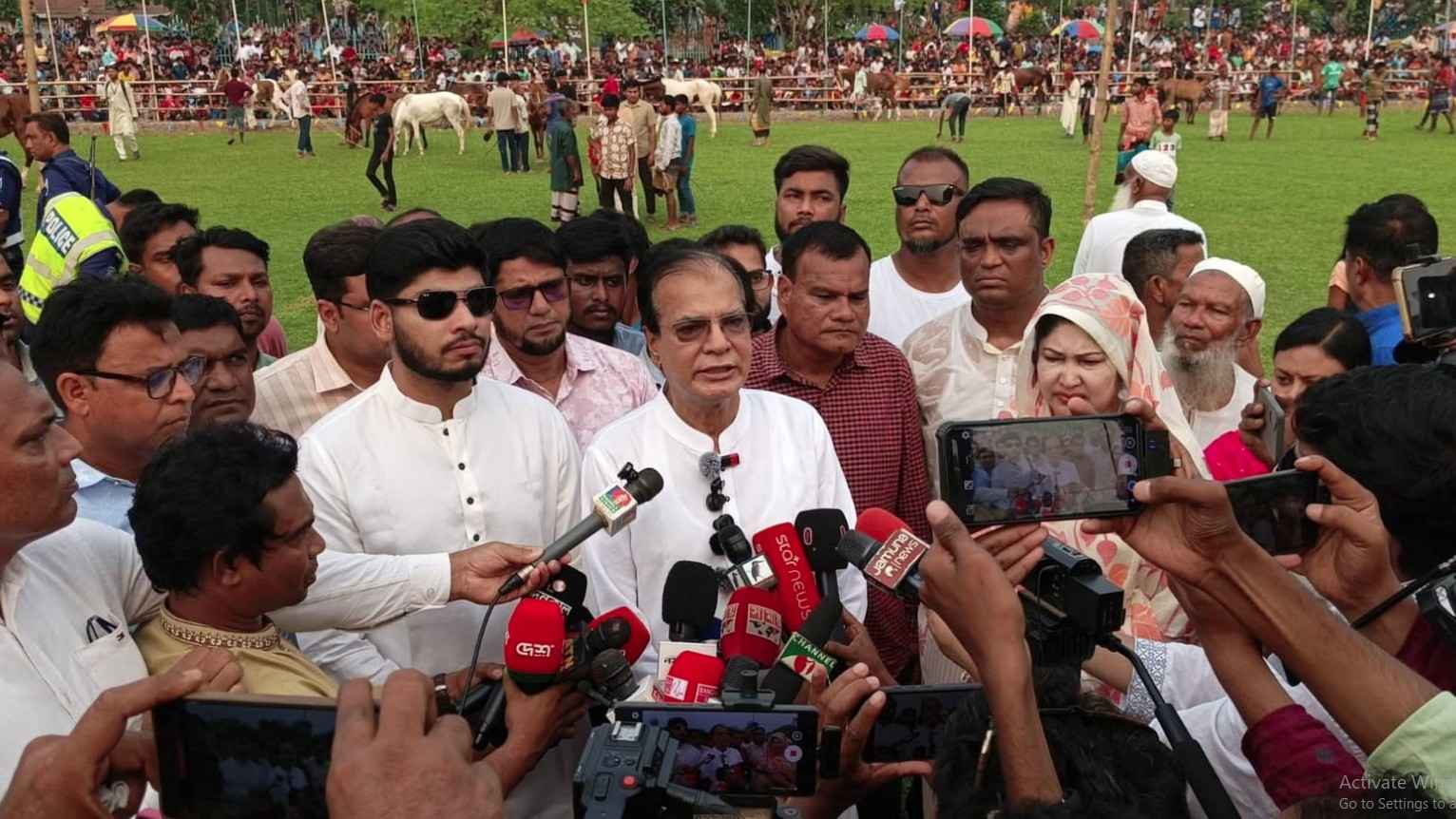 ভোটের প্রতিশ্রুতি বাস্তবায়নে কাজ করছে সরকার: ত্রাণমন্ত্রী দুলু