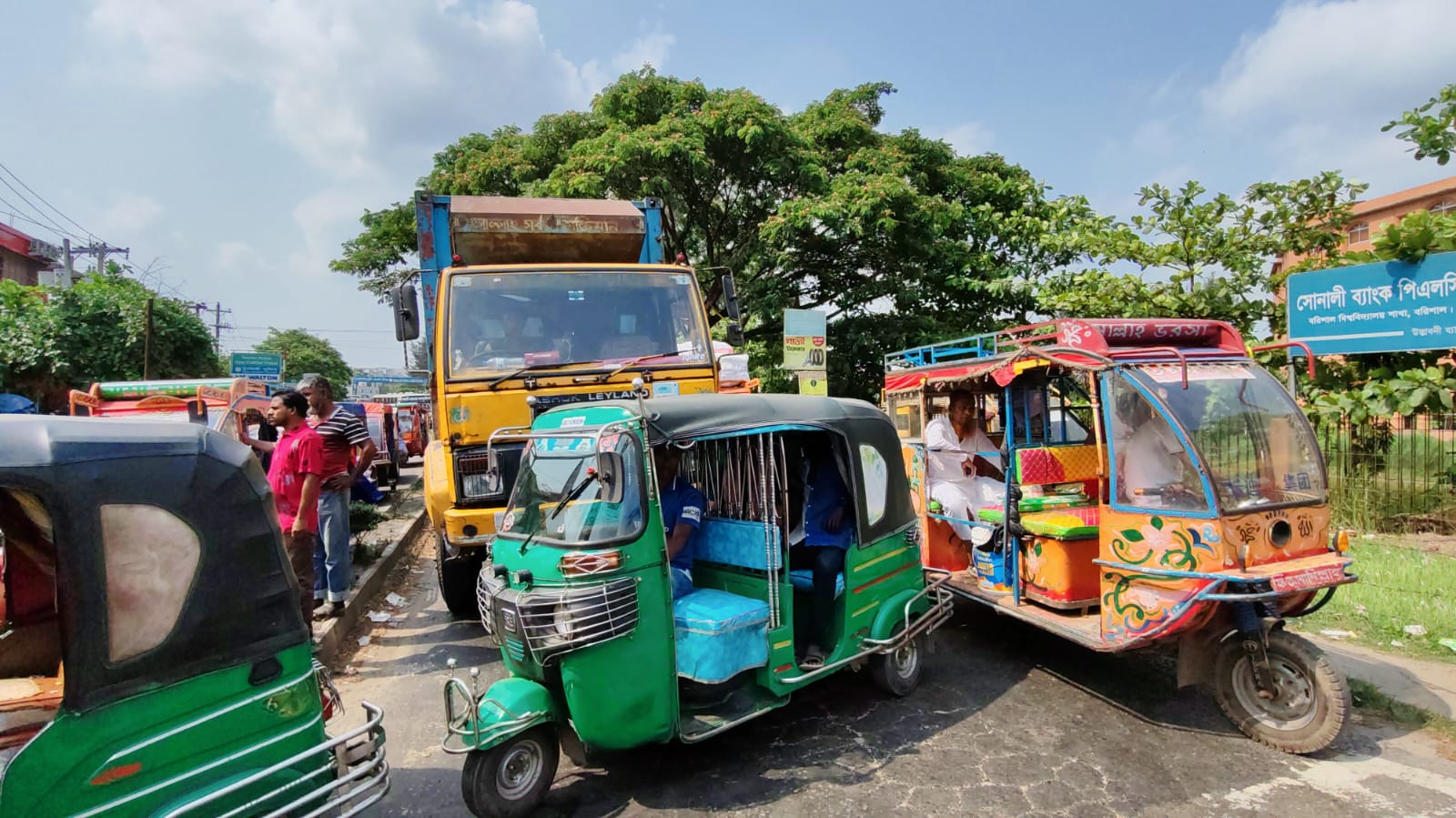 e5e79b92-42b0-48b9-aa62-330d4ca1333c