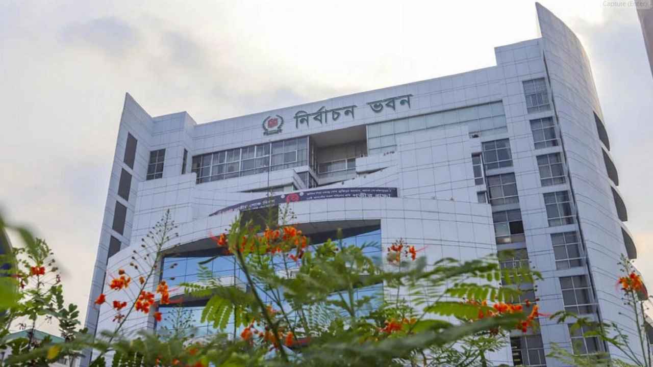 মৃত ভোটার কর্তনে ইমাম ও পুরোহিতদের সহায়তা নেওয়ার পরিকল্পনা ইসির