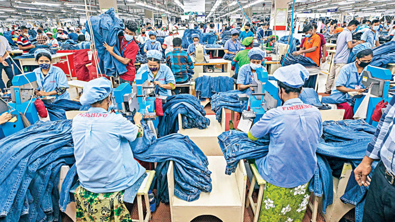 যুক্তরাষ্ট্রে পোশাক রফতানিতে চীনকে পেছনে ফেলল বাংলাদেশ
