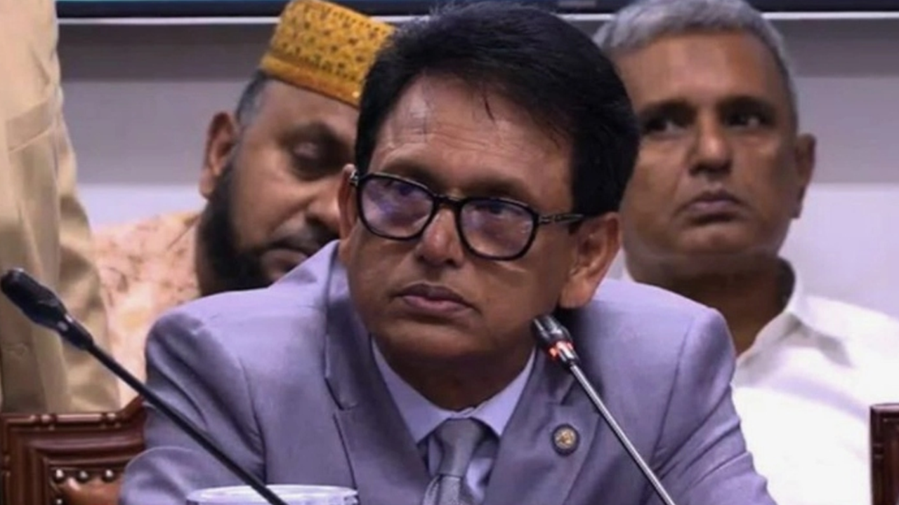 অনলাইন-অফলাইন ক্লাস নিয়ে নতুন তথ্য দিলেন শিক্ষামন্ত্রী