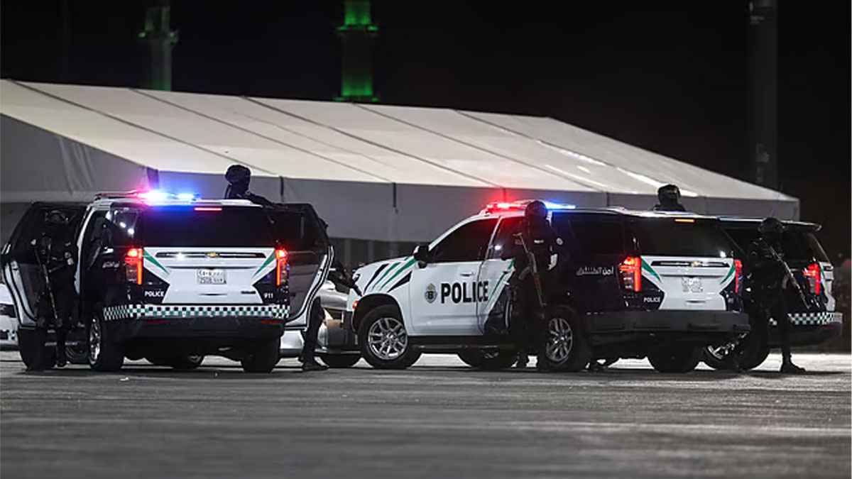 মক্কায় প্রবেশে সৌদি আরবের নতুন কড়াকড়ি