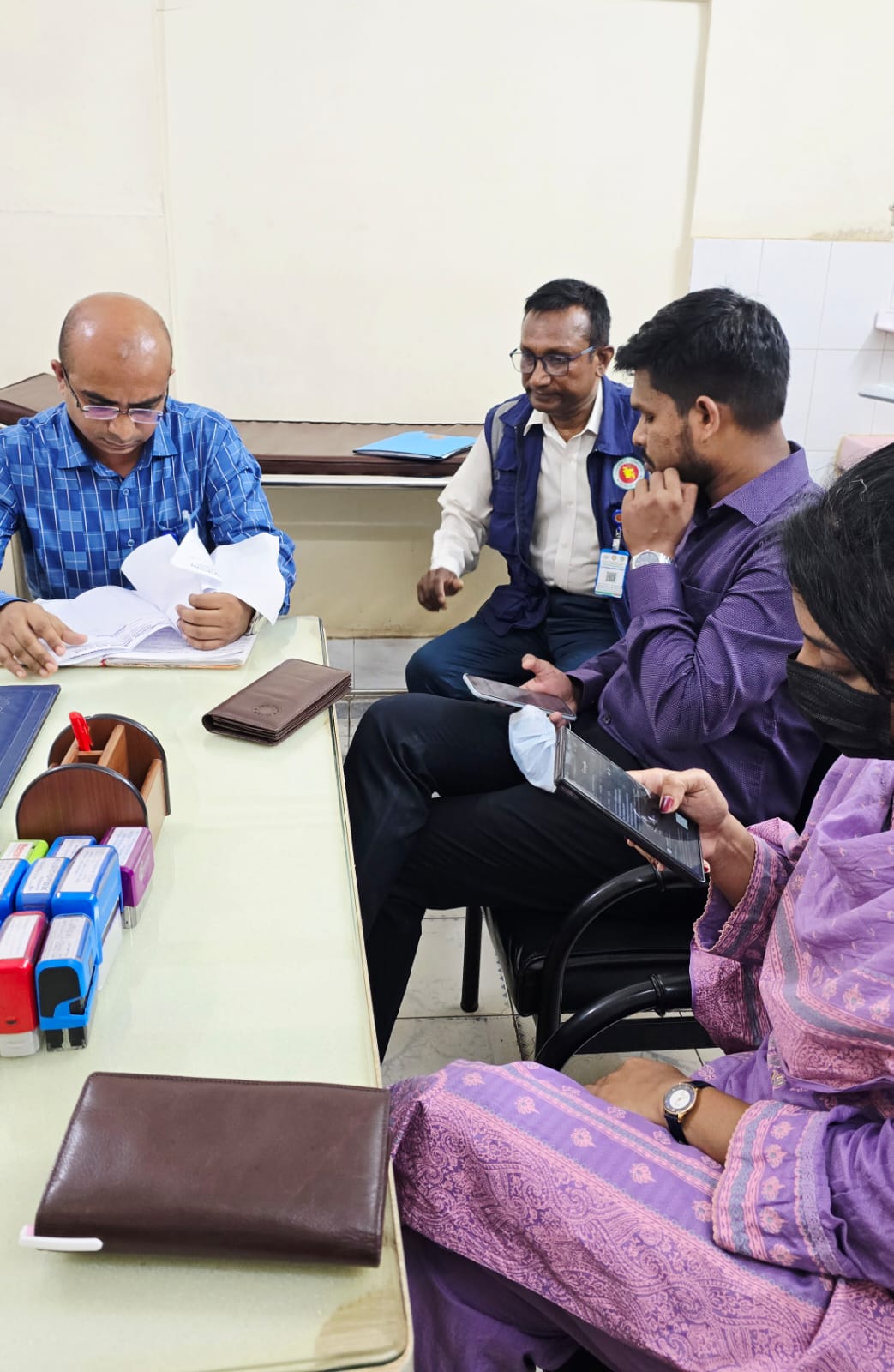 f881c427-409e-4b36-973e-b23a5b97e290