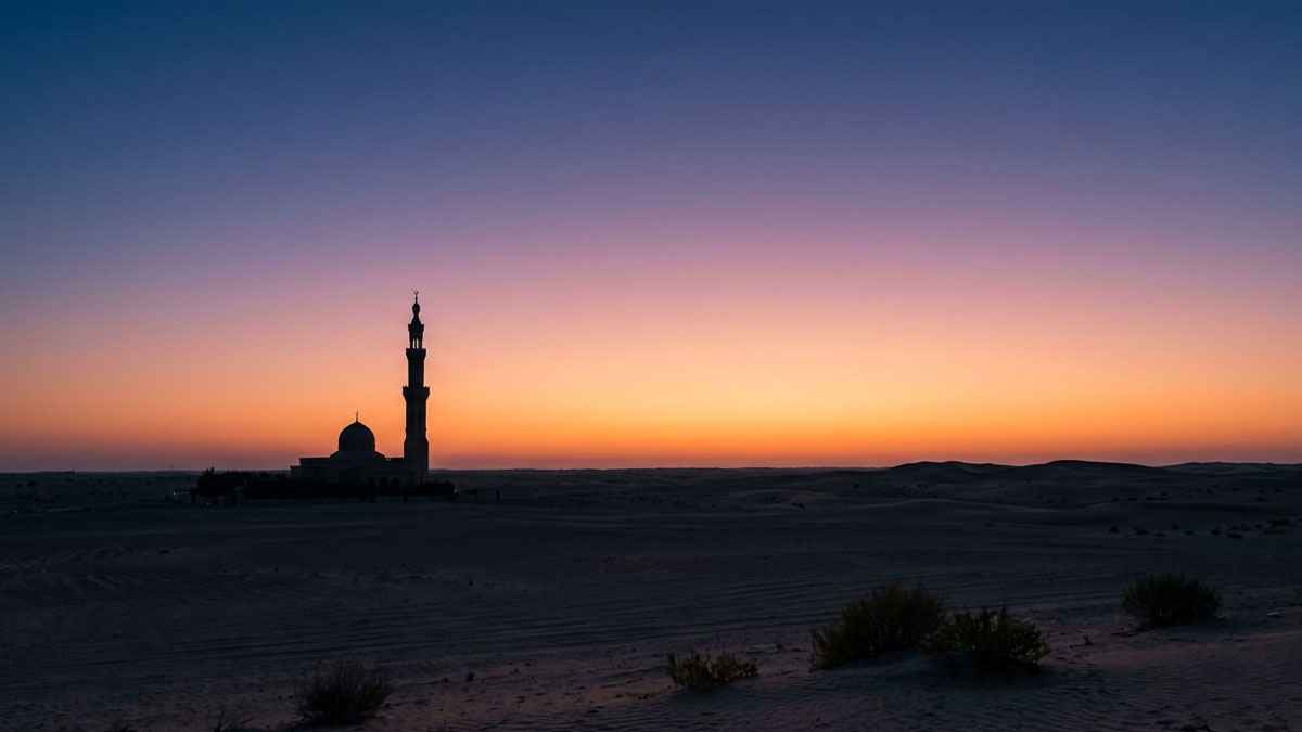 সূর্যোদয়ের কত মিনিট আগে ফজর শেষ করা জরুরি? 