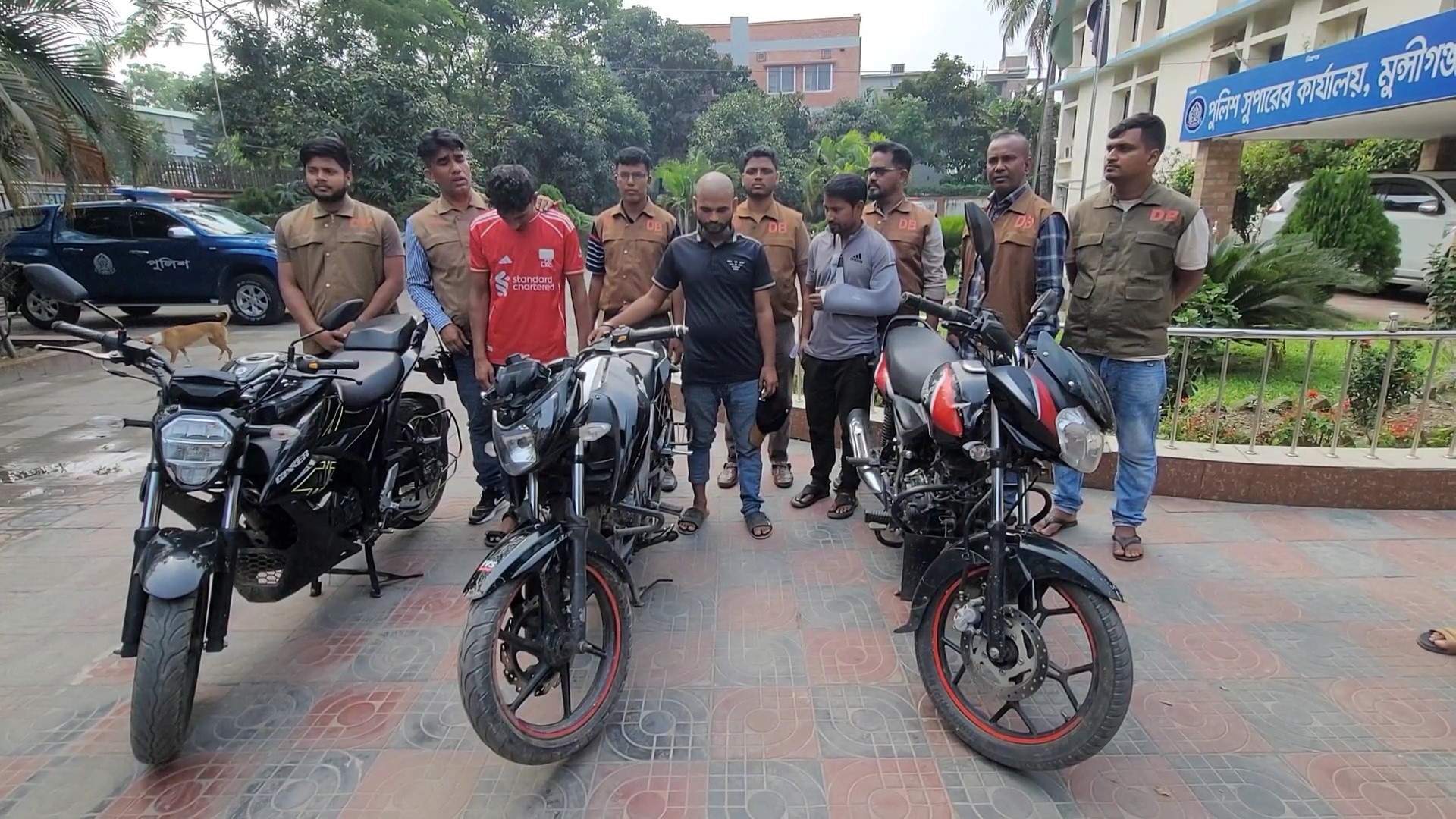 fb824ea7-e920-4d59-b578-df78dd70db93