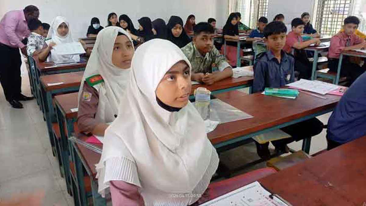 প্রাথমিক বৃত্তি পরীক্ষা: ফেনীতে দেড় হাজার পরীক্ষার্থী অনুপস্থিত!