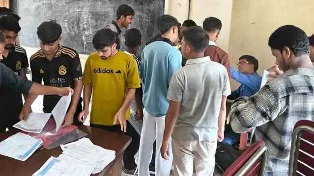 ফুলছড়িতে ১৫০ শিক্ষার্থীর এসএসসি পরীক্ষা অনিশ্চিত