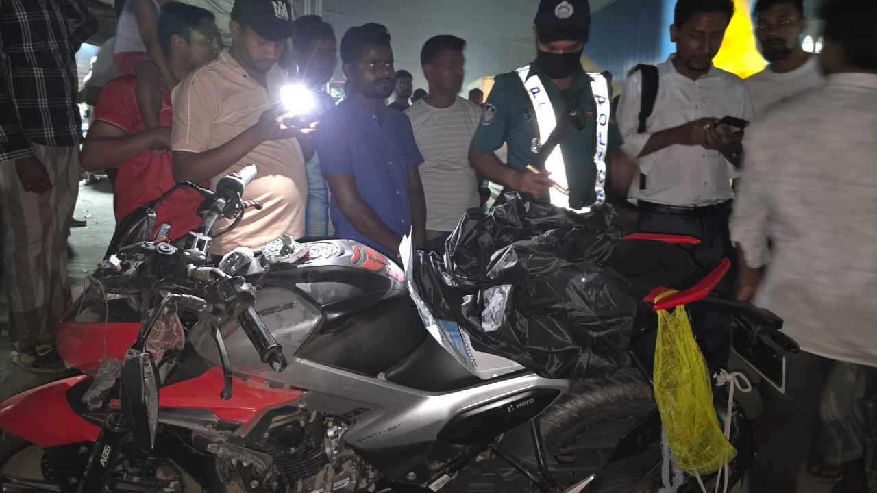 গাজীপুরে ট্রাকচাপায় মোটরসাইকেল আরোহী নিহত