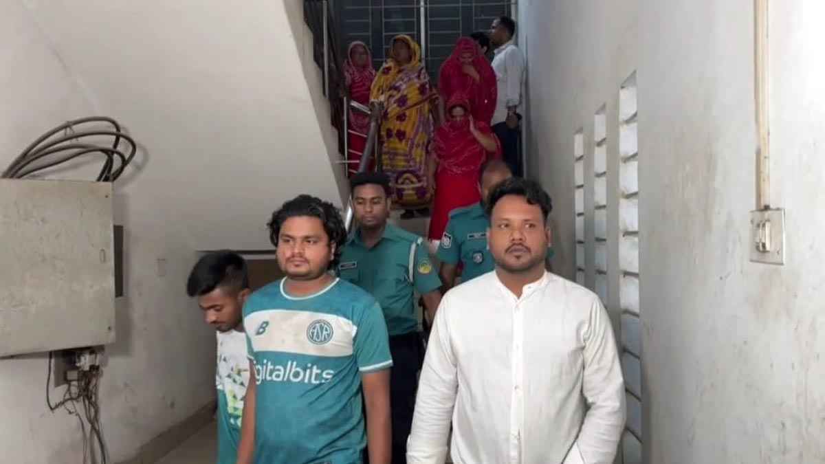 টঙ্গীতে মাদকবিরোধী অভিযানে পুলিশের ওপর হামলা, গ্রেফতার ২৮