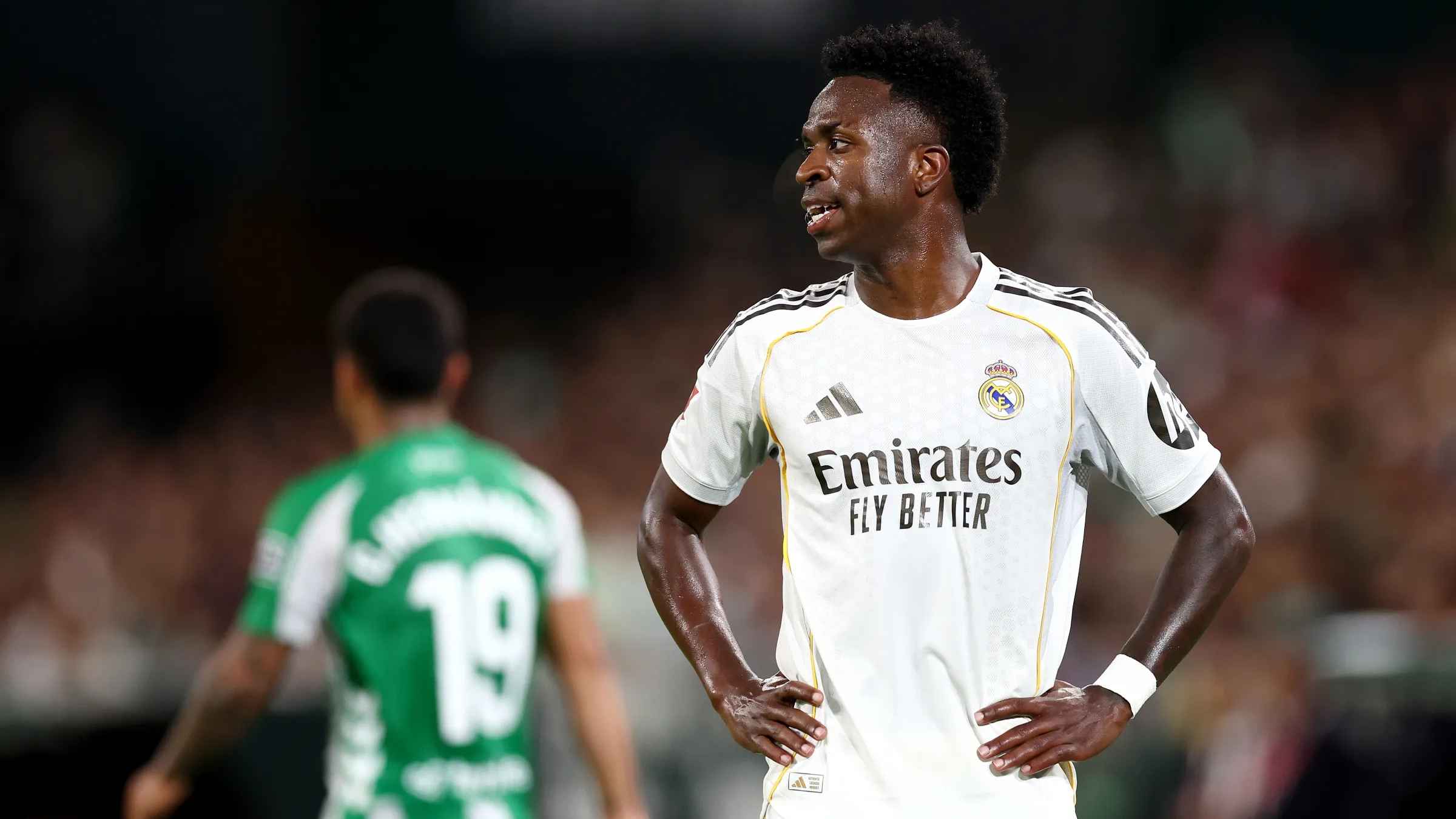 শেষ সময়ে গোল হজম, রিয়ালের শিরোপার স্বপ্নে বড় ধাক্কা