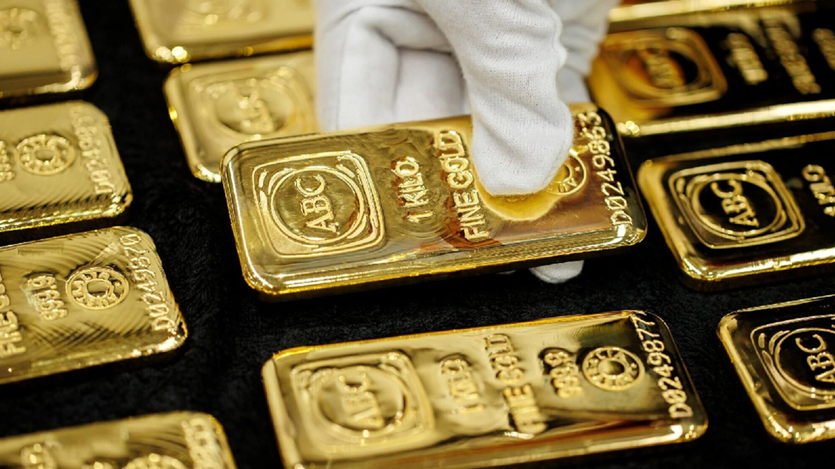 তিন সপ্তাহের মধ্যে সর্বনিম্ন দরে স্বর্ণ 