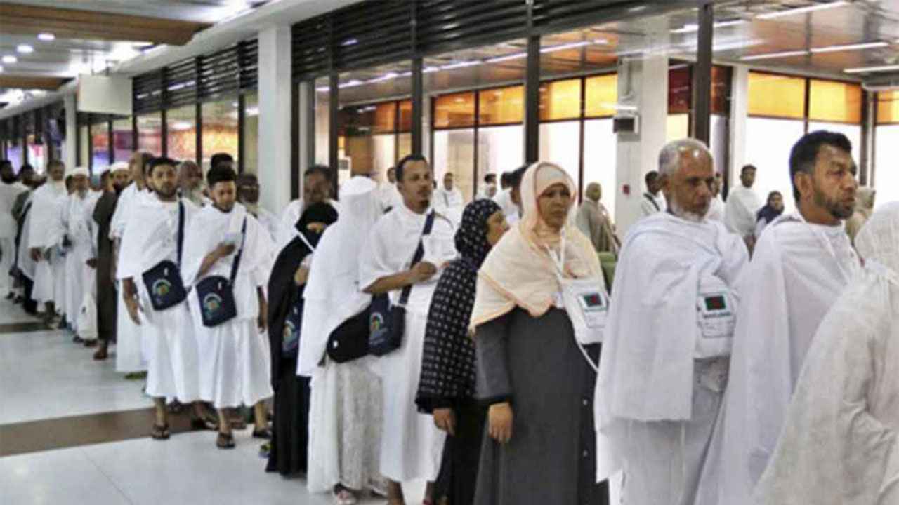 সৌদি পৌঁছেছেন ৩৬,১৫৬ বাংলাদেশি হজযাত্রী