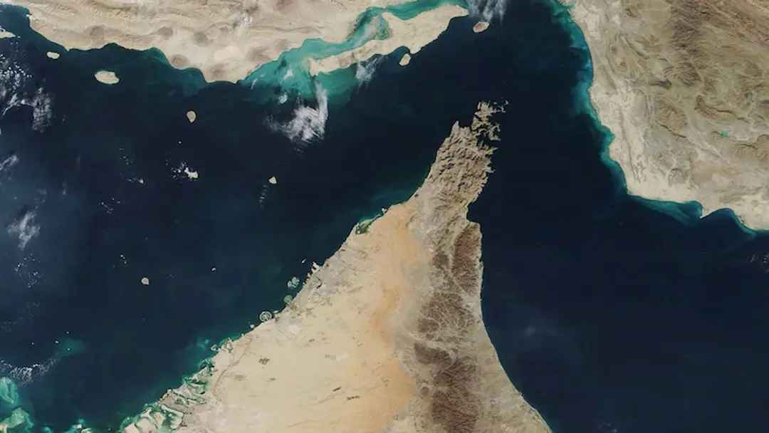 চাইলেও হরমুজ পুরোপুরি খুলে দিতে পারবে না ইরান!