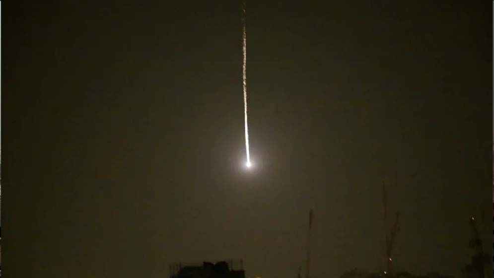 ইসরায়েলি যুদ্ধজাহাজে হিজবুল্লাহর ক্ষেপণাস্ত্র হামলা 