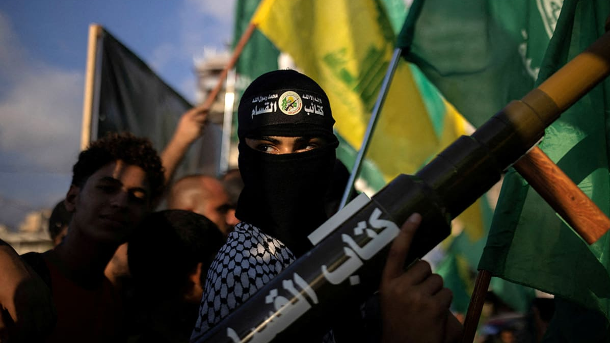 হিজবুল্লাহ ‘কখনোই অস্ত্র ছাড়বে না’, হুঁশিয়ারি শীর্ষ নেতার